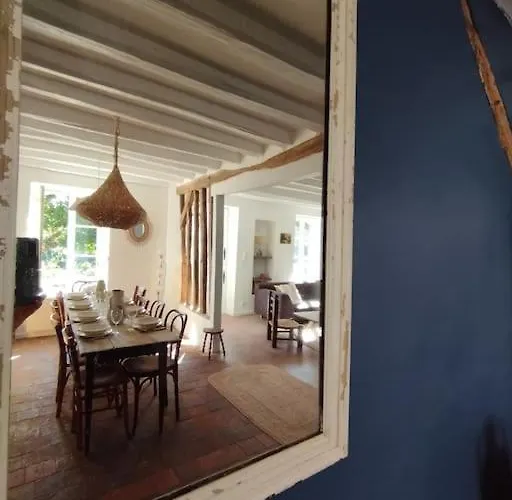 Le De Montplaisir Vibraye